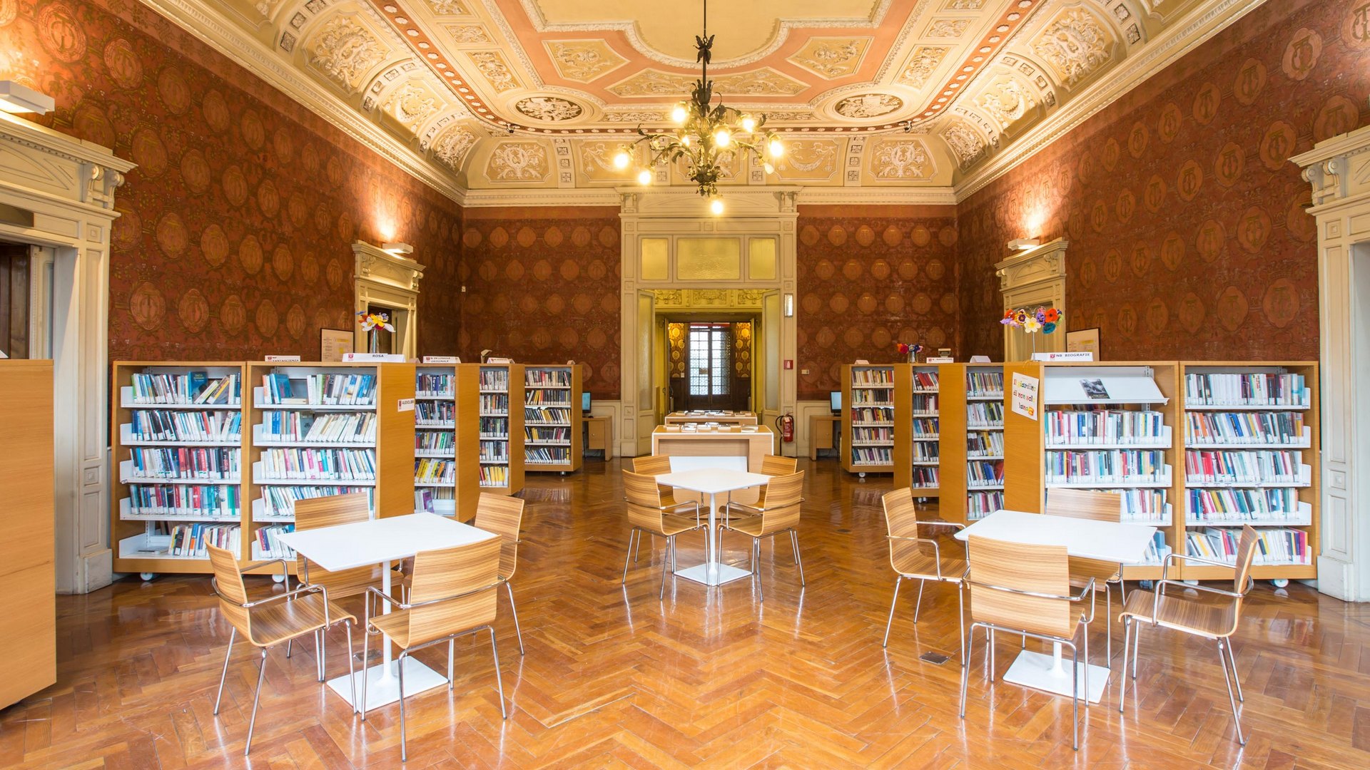 BIBLIOTECA CIVICA PIO RAJNA DI SONDRIO: DA LUNEDÌ 5 AGOSTO ENTRA IN VIGORE L’ORARIO ESTIVO. È prevista una chiusura dal 15 al 23 agosto per lo svolgimento dell’attività legata all’aggiornamento delle collezioni