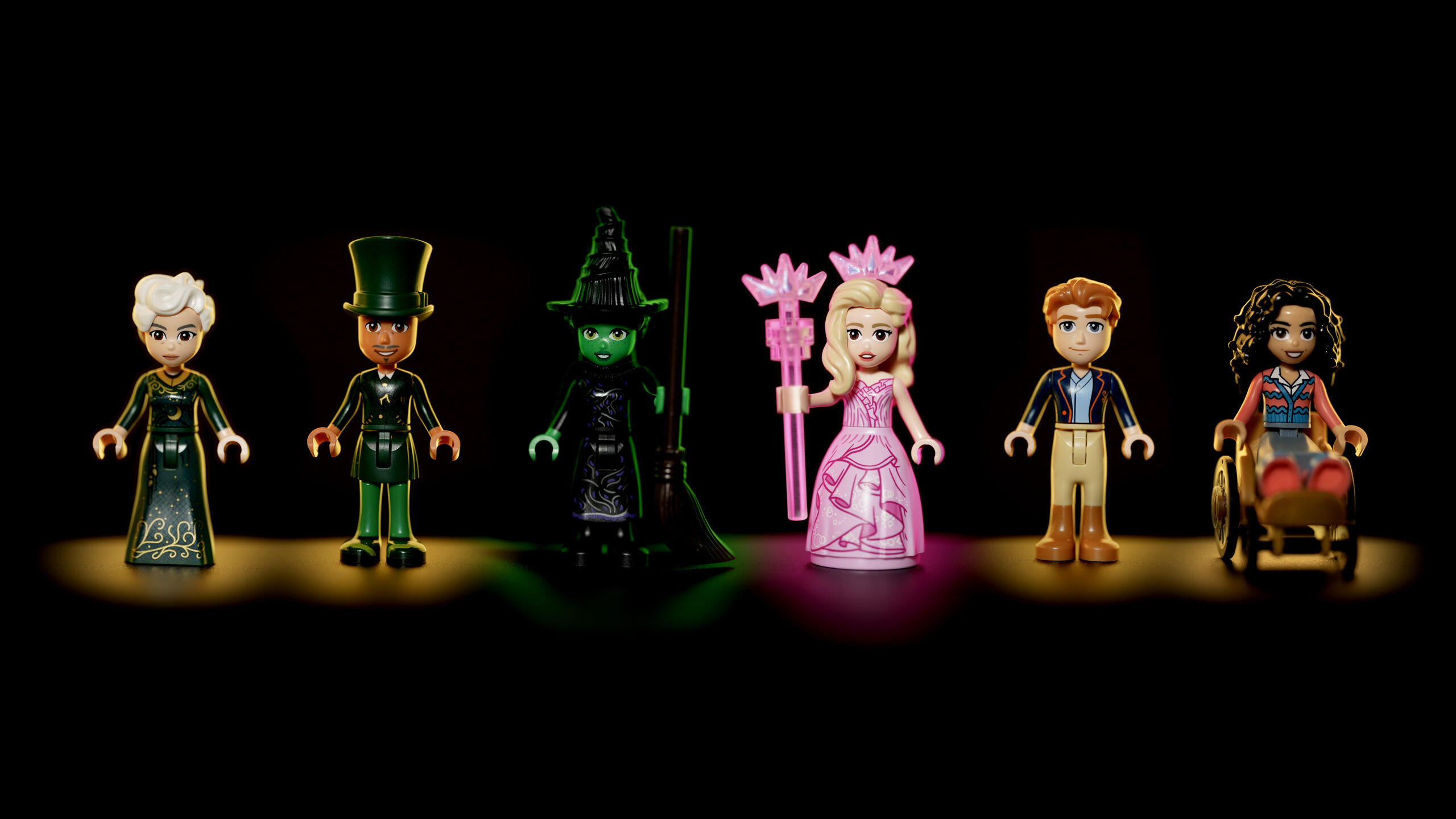 IL ROSA STA BENE CON IL VERDE: LEGO® WICKED DEBUTTA CON QUATTRO NUOVI SET