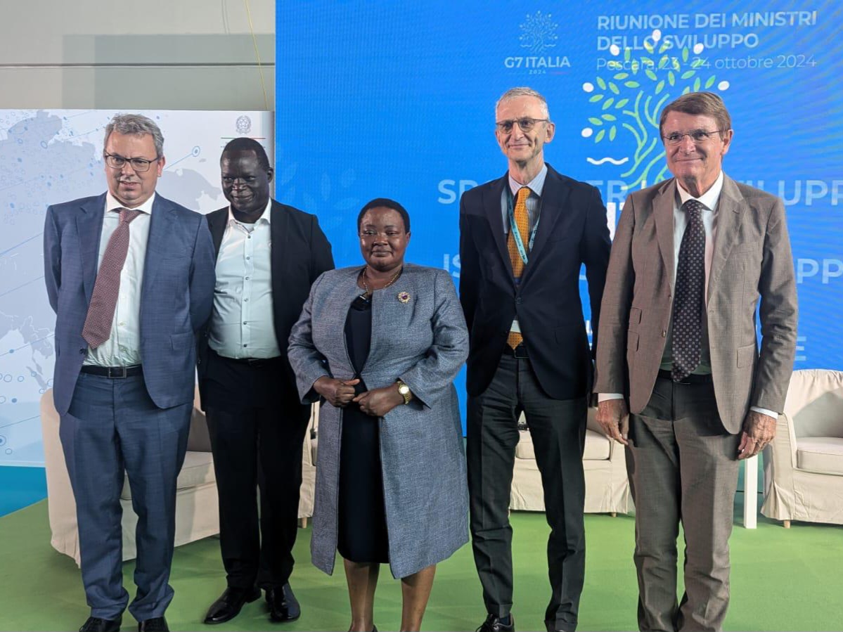 Ortofrutta settore chiave per sviluppo Africa. Lo ha ribadito il Presidente di Macfrut Renzo Piraccini nell’incontro al Meeting di Rimini di Fondazione AVSI con il Primo Ministro dell’Uganda